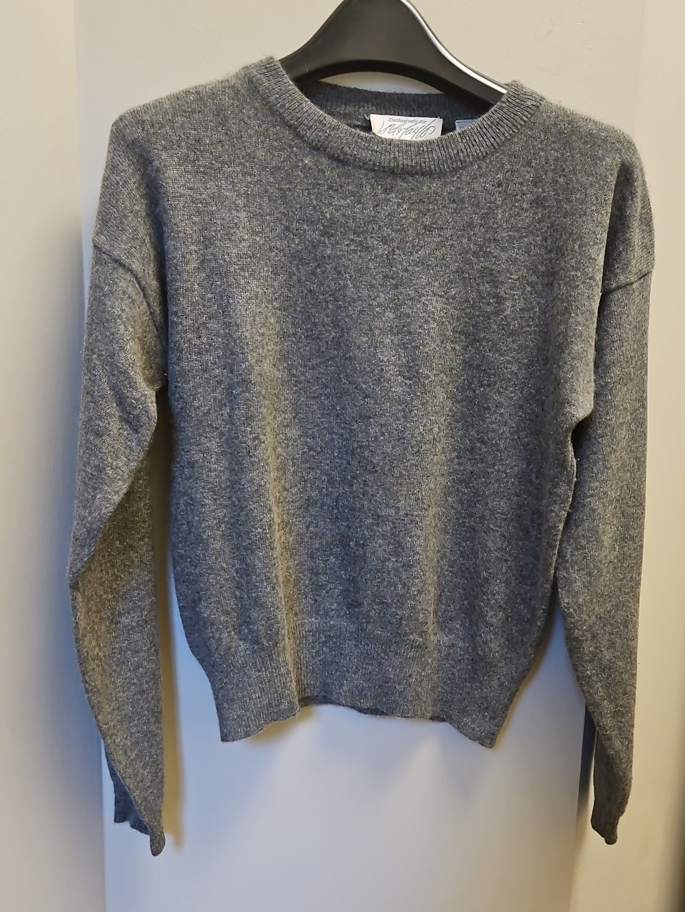 Women's Gray Crewneck Cashmere Sweater